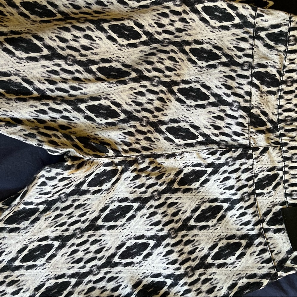 H&M Pattern Slacks - Picture 3 of 5